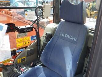 2013-hitachi-zx225usrlc-3-47791130