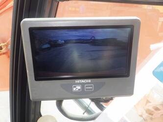 2013-hitachi-zx225usrlc-3-47791131