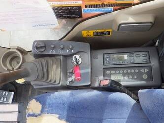 2013-hitachi-zx225usrlc-3-47791133