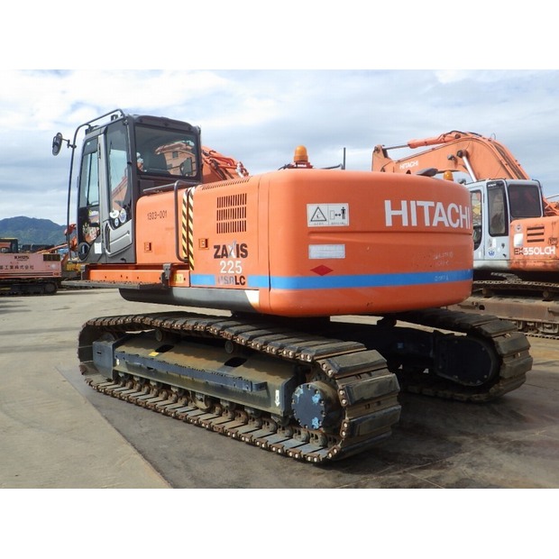 2013 هيتاشى ZX225USRLC-3-47791142