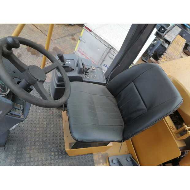 2007 كاتربيلر CS583C-47795894