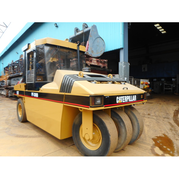 1998 Caterpillar PF300B-47795905