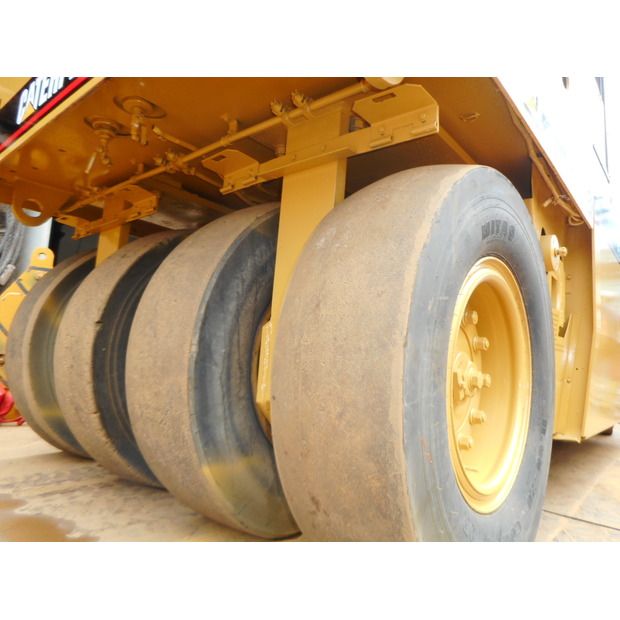 1998 Caterpillar PF300B-47795906