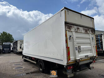 2017-renault-d12-1462553-47796132