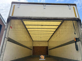 2017-renault-d12-1462553-47796136