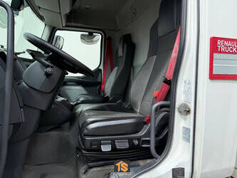 2017-renault-d12-1462553-47796138