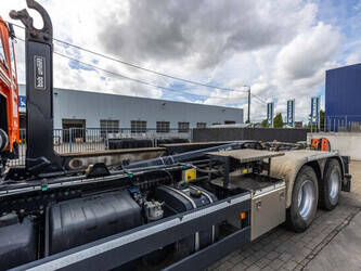 2021-man-tgs-33-430-47796880