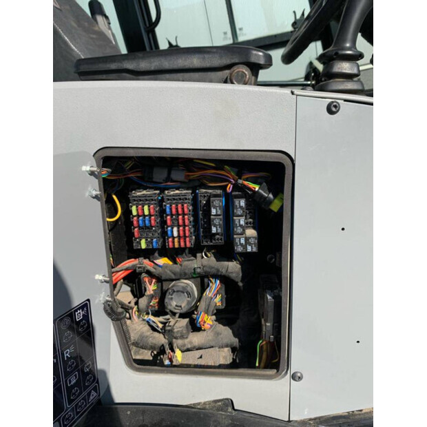2019 كاتربيلر 906-47797109