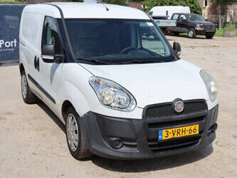 2011-fiat-doblo-1462583-47797266
