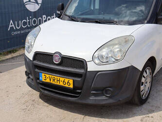 2011-fiat-doblo-1462583-47797269