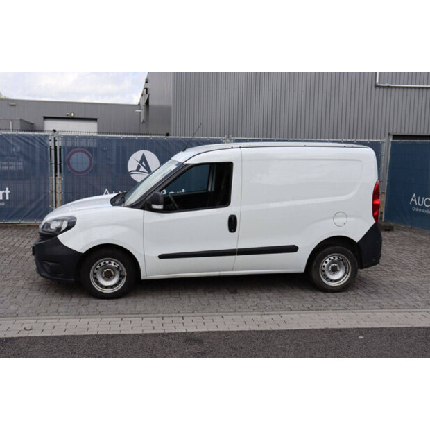 2022 Fiat Doblo 1.6-47797301
