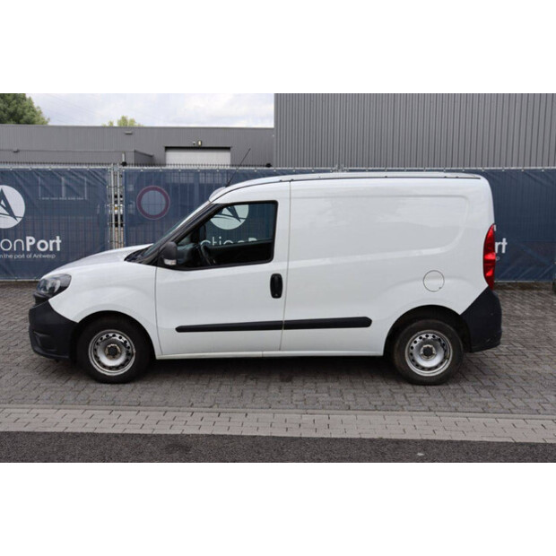 2022 Fiat Doblo 1.6-47797302
