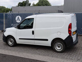 2022-fiat-doblo-1-6-47797303