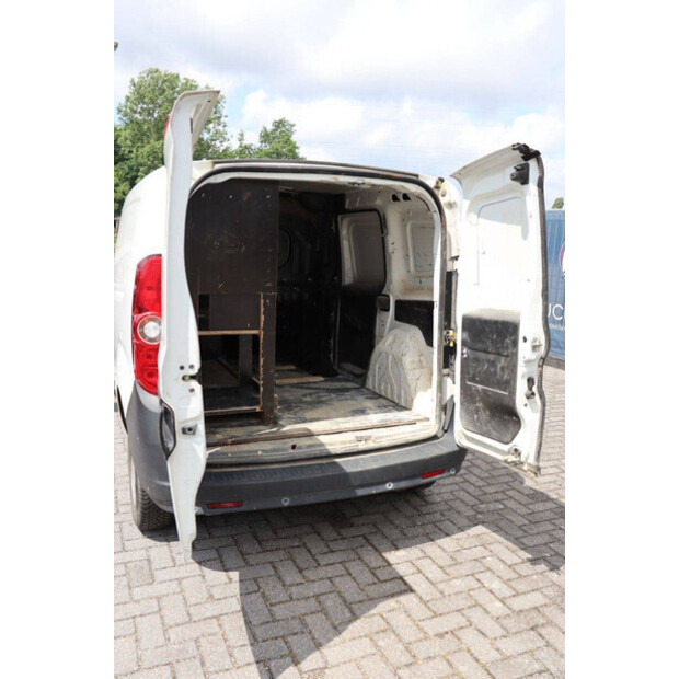 2022 Fiat Doblo 1.6-47797318
