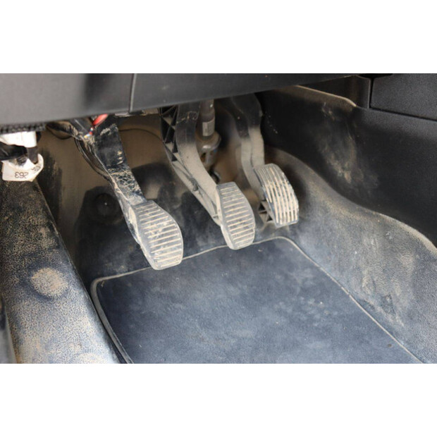 2022 Fiat Doblo 1.6-47797333