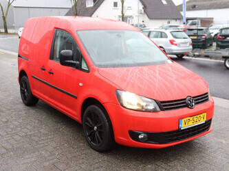 2015-volkswagen-caddy-1462587-47797465