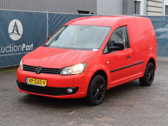 2015-volkswagen-caddy-1462587-47797467