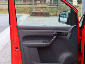 2015-volkswagen-caddy-1462587-47797478