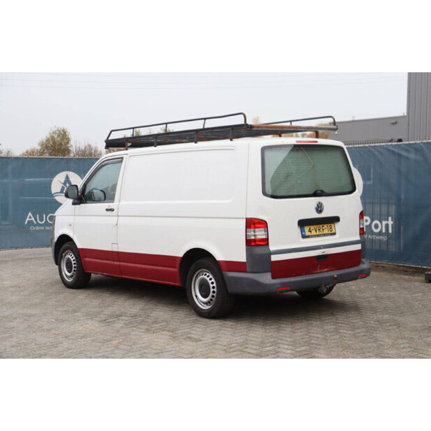 Volkswagen Transporter-47797507