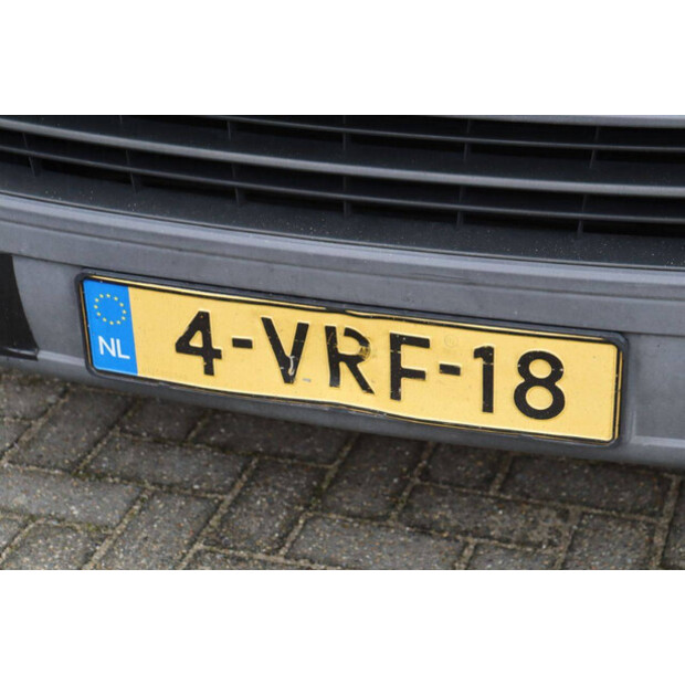 Volkswagen Transporter-47797515