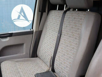 volkswagen-transporter-1462588-47797529