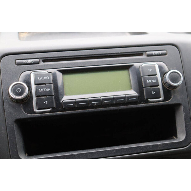Volkswagen Transporter-47797538