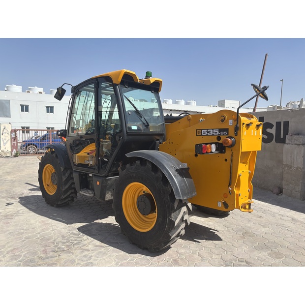 2022 JCB 535-95-47797873