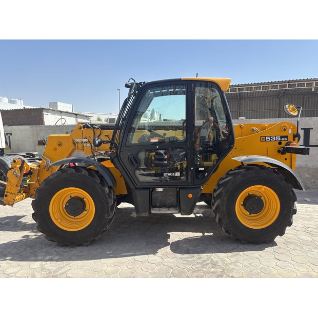 2022 JCB 535-95-47797875