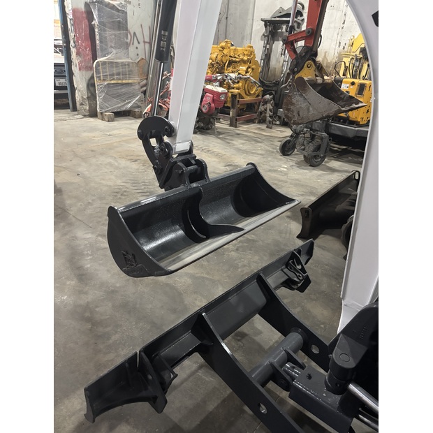 2022 BOBCAT E17Z-47797899