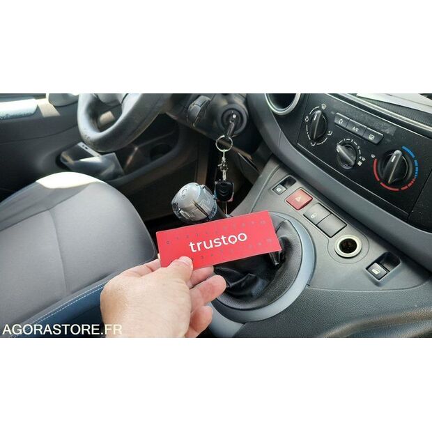 2012 سيتروين BERLINGO-47809821