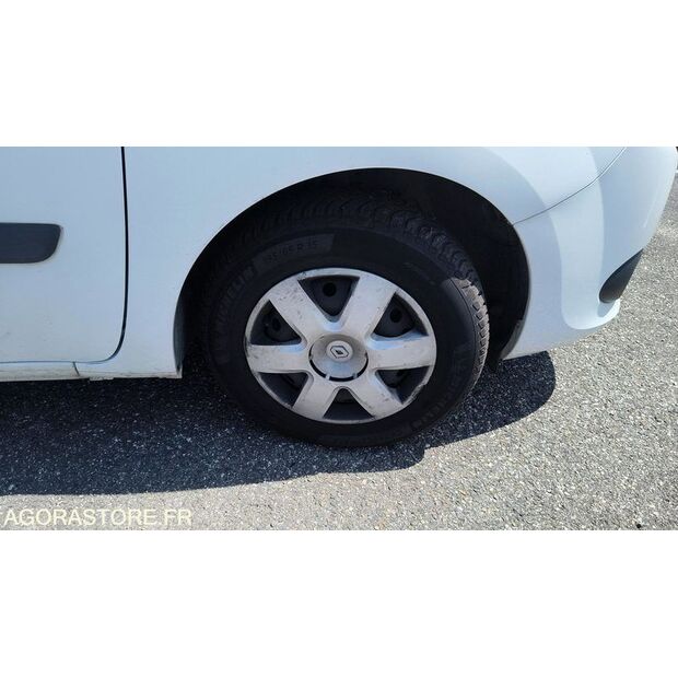 2016 رينو Kangoo-47809919