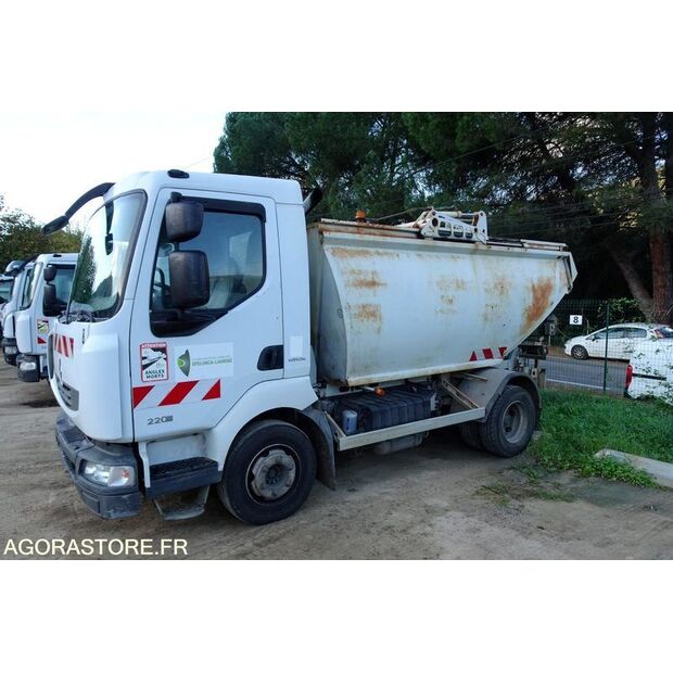 2009 رينو Midlum-47809996