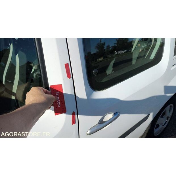 2014 Renault Kangoo-47810324