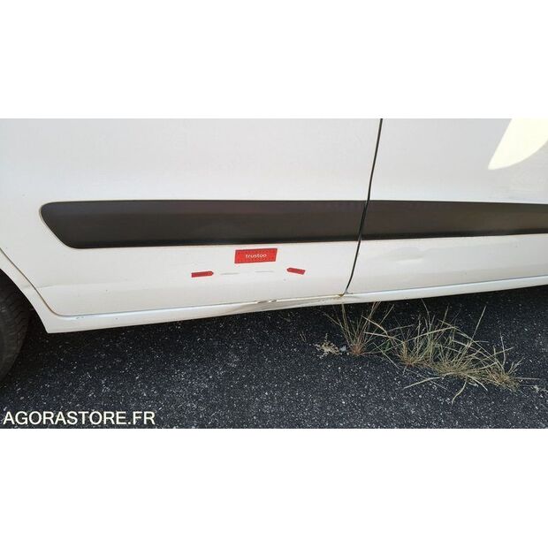2009 Citroen BERLINGO-47810393