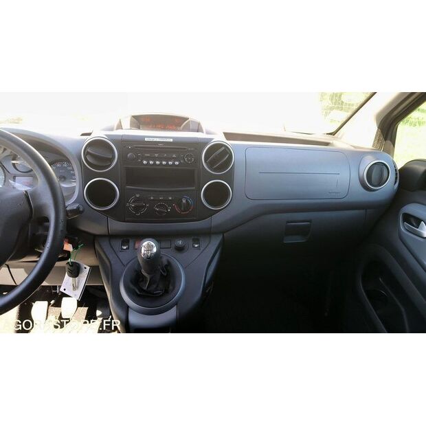 2009 Citroen BERLINGO-47810397