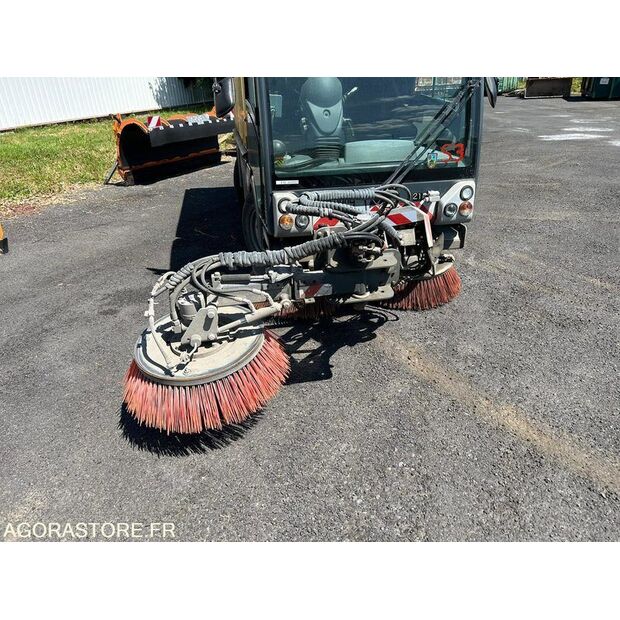 2017 Boschung S3-47810787