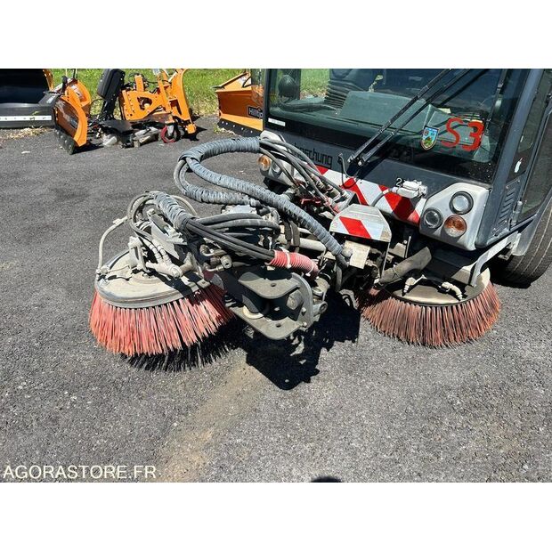 2017 Boschung S3-47810793