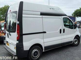 2008-opel-vivaro-1462107-47810987