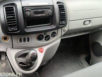 2008-opel-vivaro-1462107-47811017