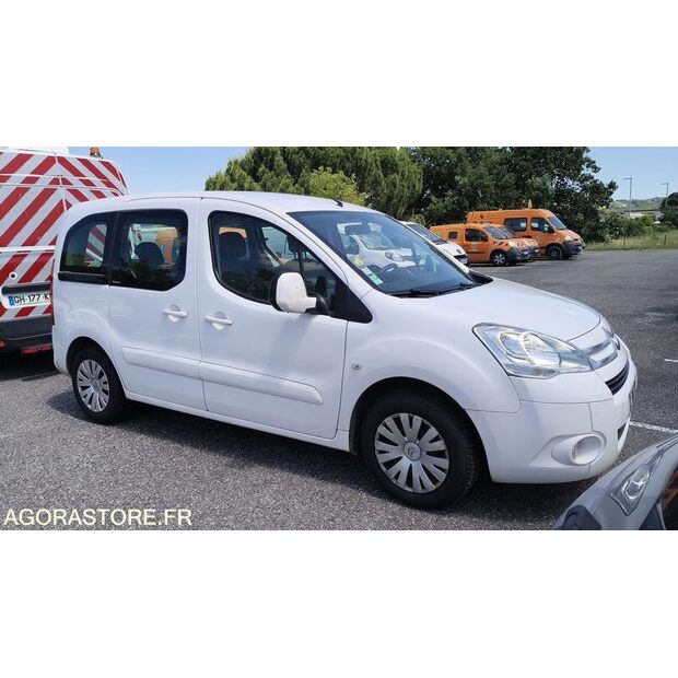 2012 Citroen BERLINGO-47811061
