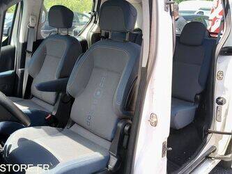 2012-citroen-berlingo-1462119-47811103