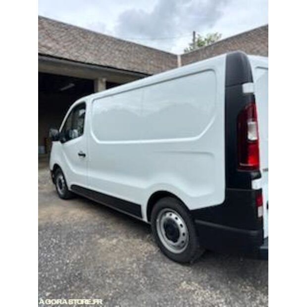 2023 Renault Trafic-47811161