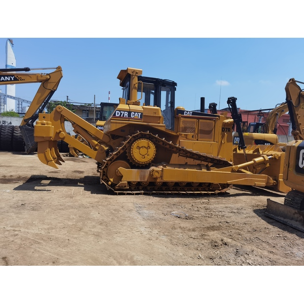2025 Caterpillar D7R-47814575