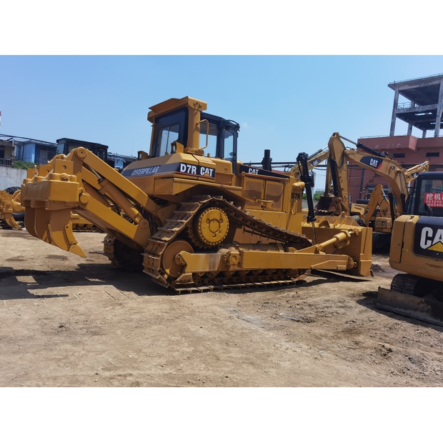 2025 Caterpillar D7R-47814578