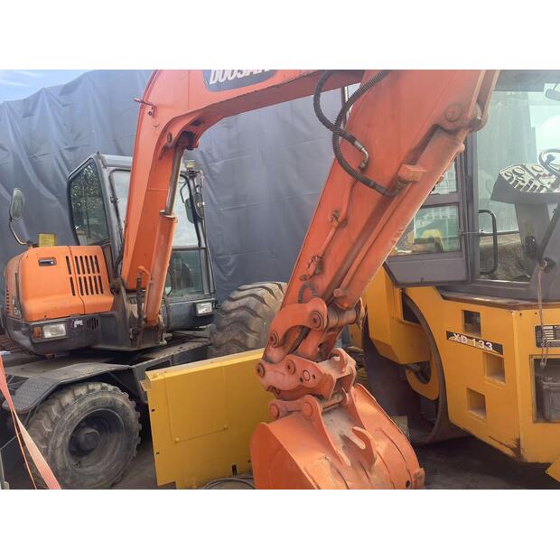 2025 Doosan DX60W-47814636