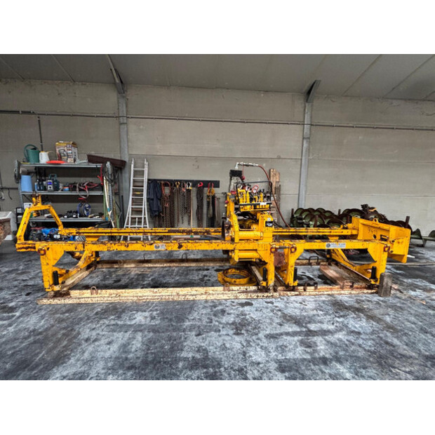 2010 Perforator PBA 85-47814654