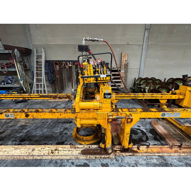 2010 Perforator PBA 85-47814660