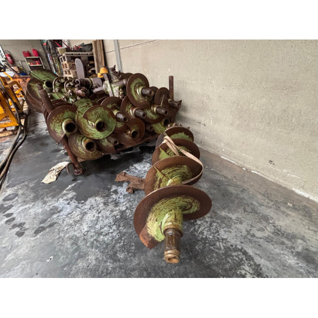 2010 Perforator PBA 85-47814670