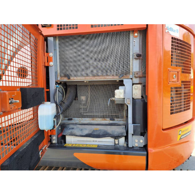 2021 Hitachi ZX225USLC-6-47815519