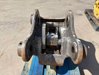 2020-miller-ec290-47815993